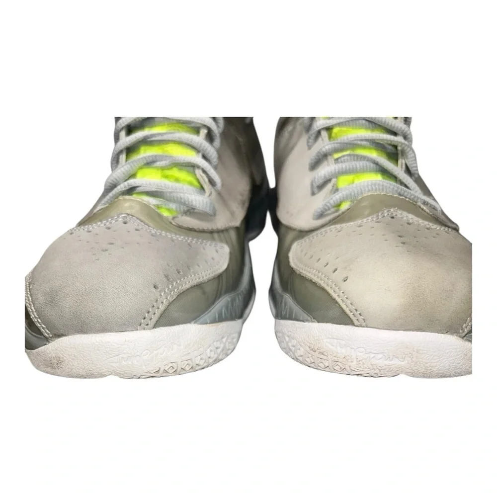 Nike Air Jordan 2011 Deluxe Pack Wolf Grey Sneakers Men’s 12 +Replacement Insert